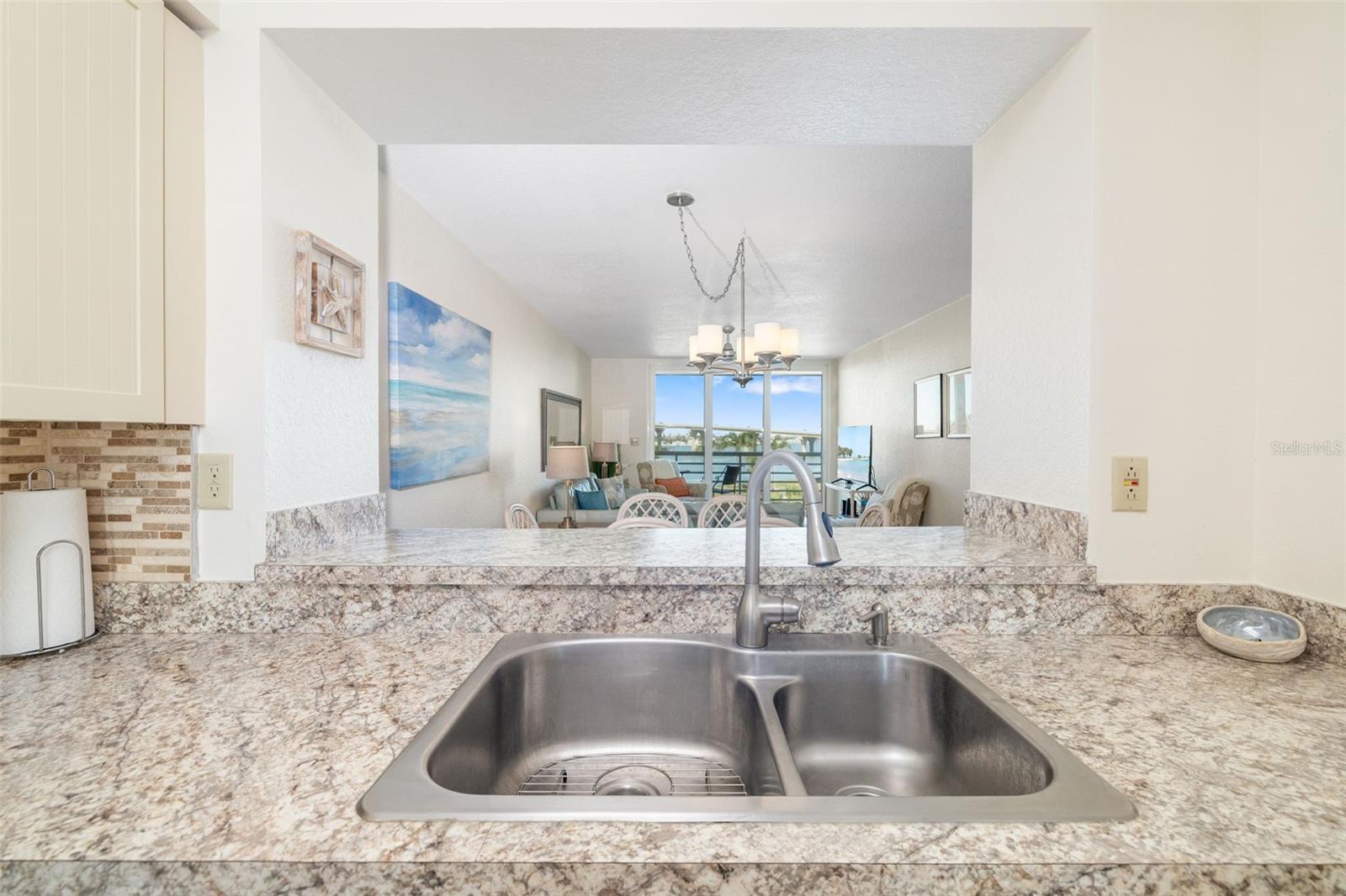 Image 12 of 39 For 6061 Bahia Del Mar Circle 442