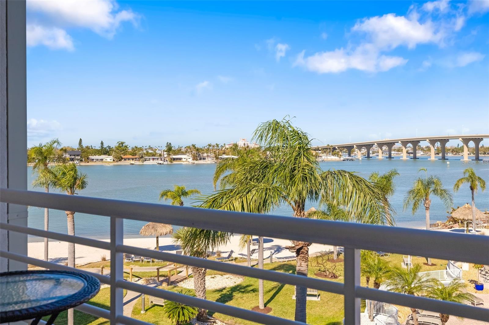 Image 16 of 39 For 6061 Bahia Del Mar Circle 442