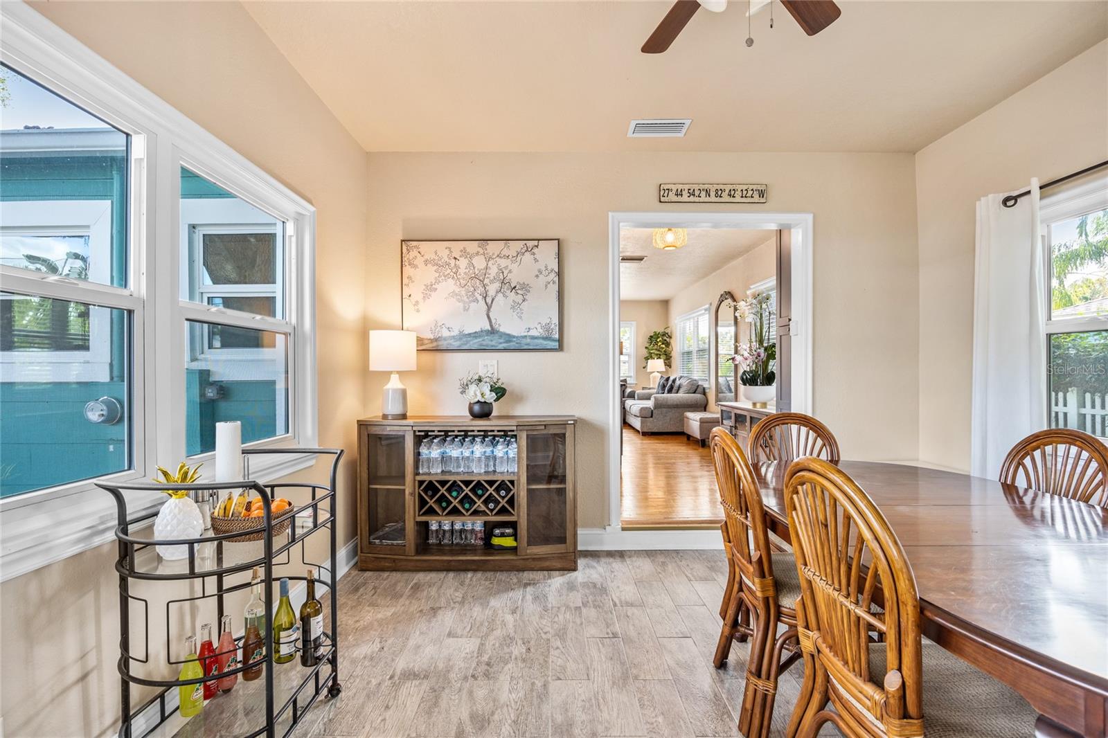 Image 14 of 29 For 2709 Upton Street S