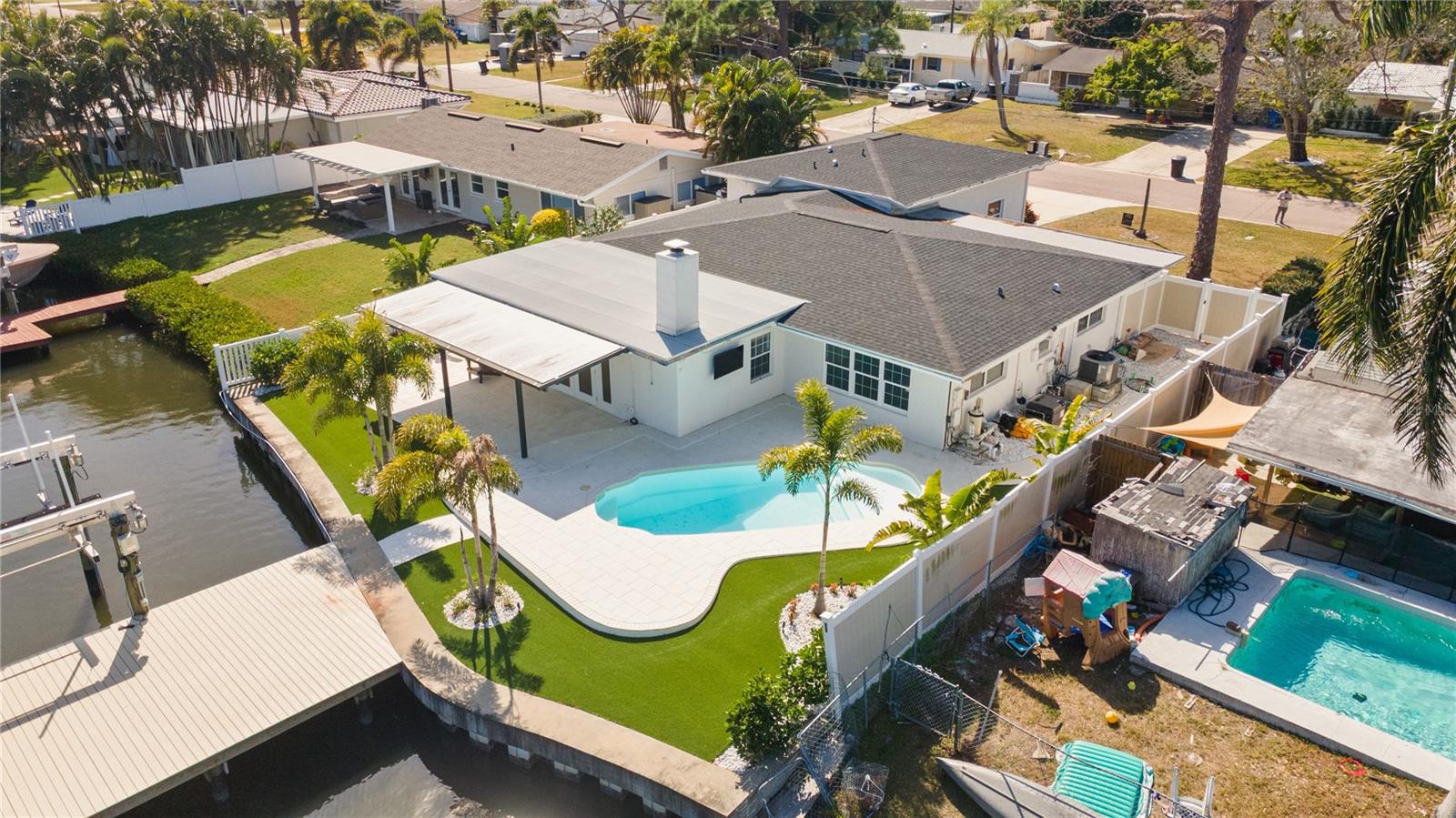 Image 2 of 49 For 4543 Carson Street Ne