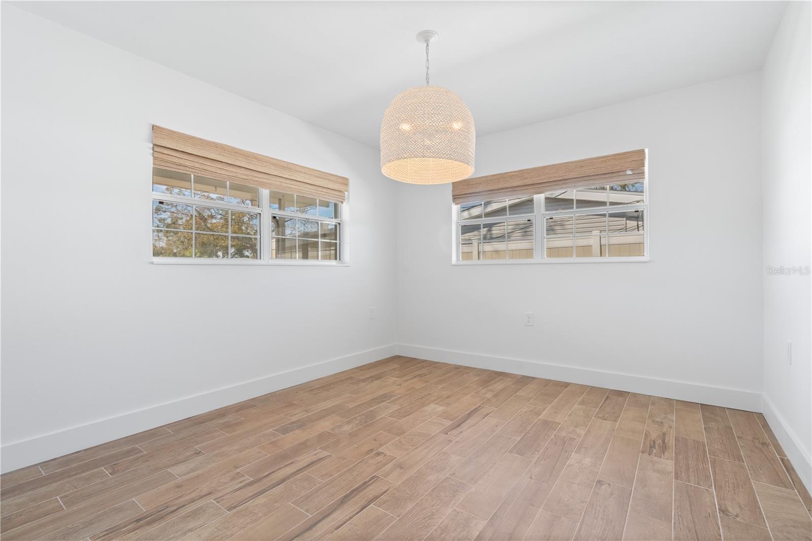 Image 34 of 49 For 4543 Carson Street Ne