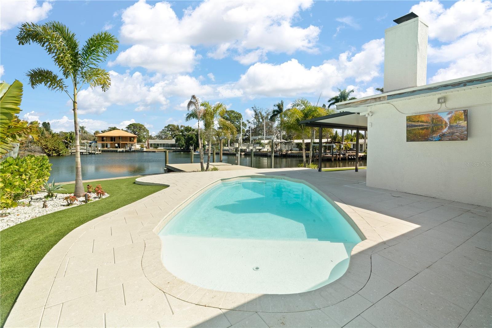 Image 43 of 49 For 4543 Carson Street Ne