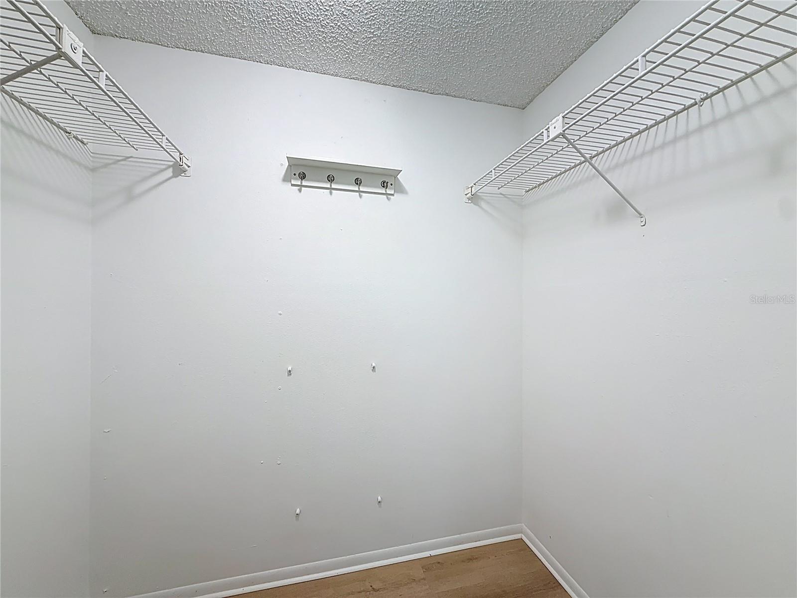 Image 23 of 61 For 11485 Oakhurst Road 206