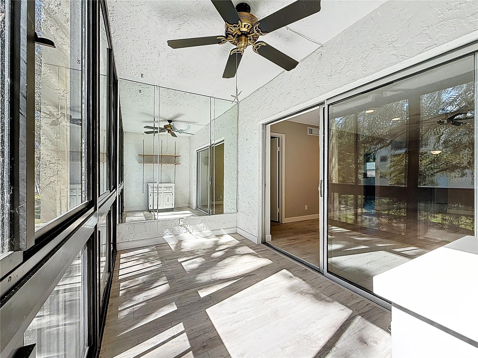 Image 38 of 61 For 11485 Oakhurst Road 206