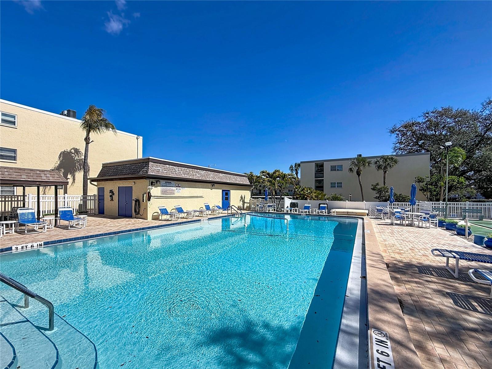 Image 42 of 61 For 11485 Oakhurst Road 206