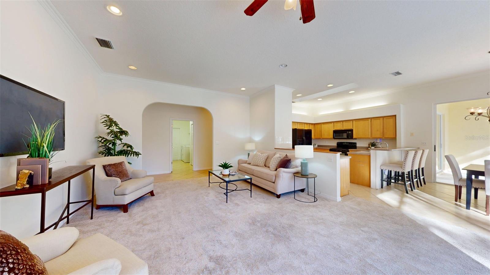 Image 6 of 34 For 814 Brantenburg Way