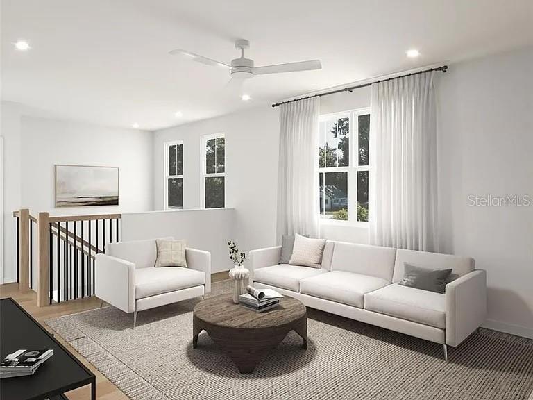 Listing photo id 4 for 3115 Hawthorne Road