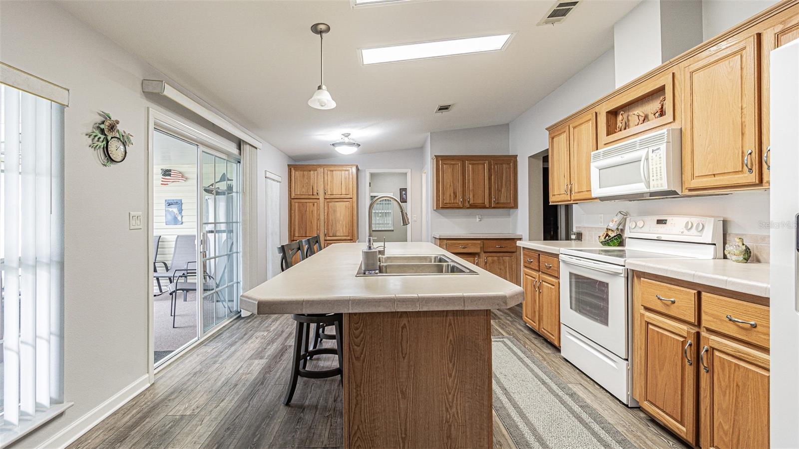 Image 22 of 53 For 37436 Lilly Bea Avenue