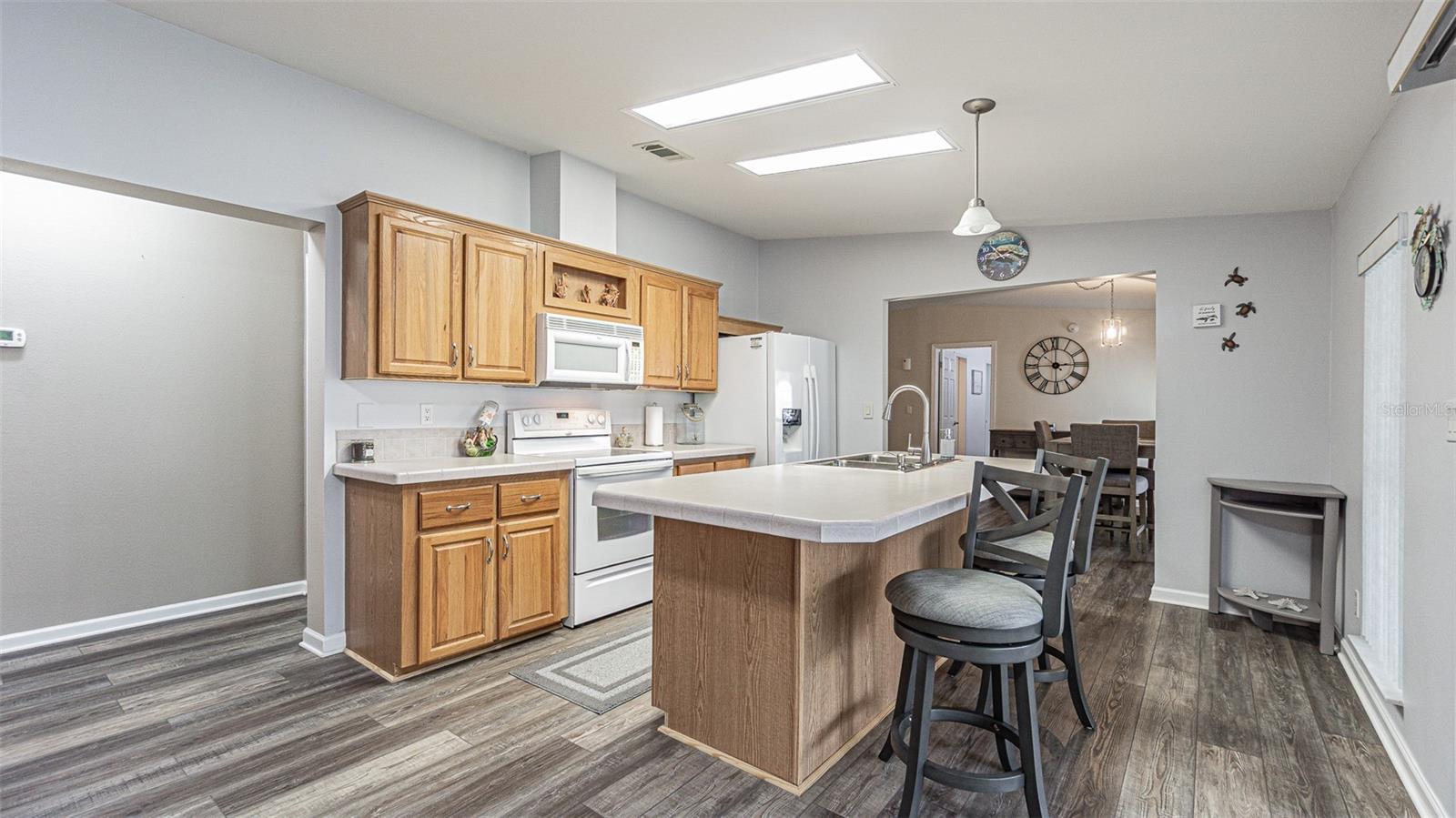 Image 9 of 53 For 37436 Lilly Bea Avenue