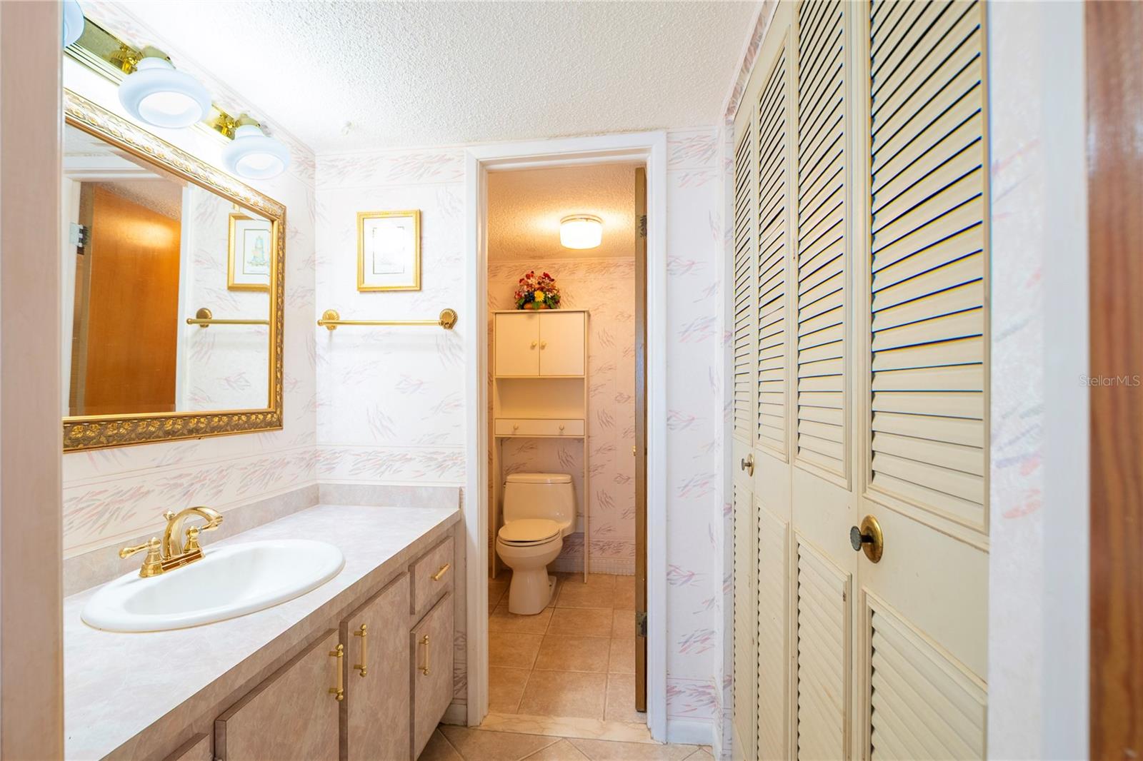 Image 35 of 54 For 5900 Shore Boulevard S 709