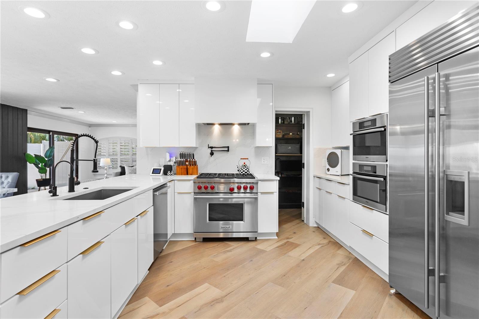 Image 2 of 53 For 207 Coolidge Avenue