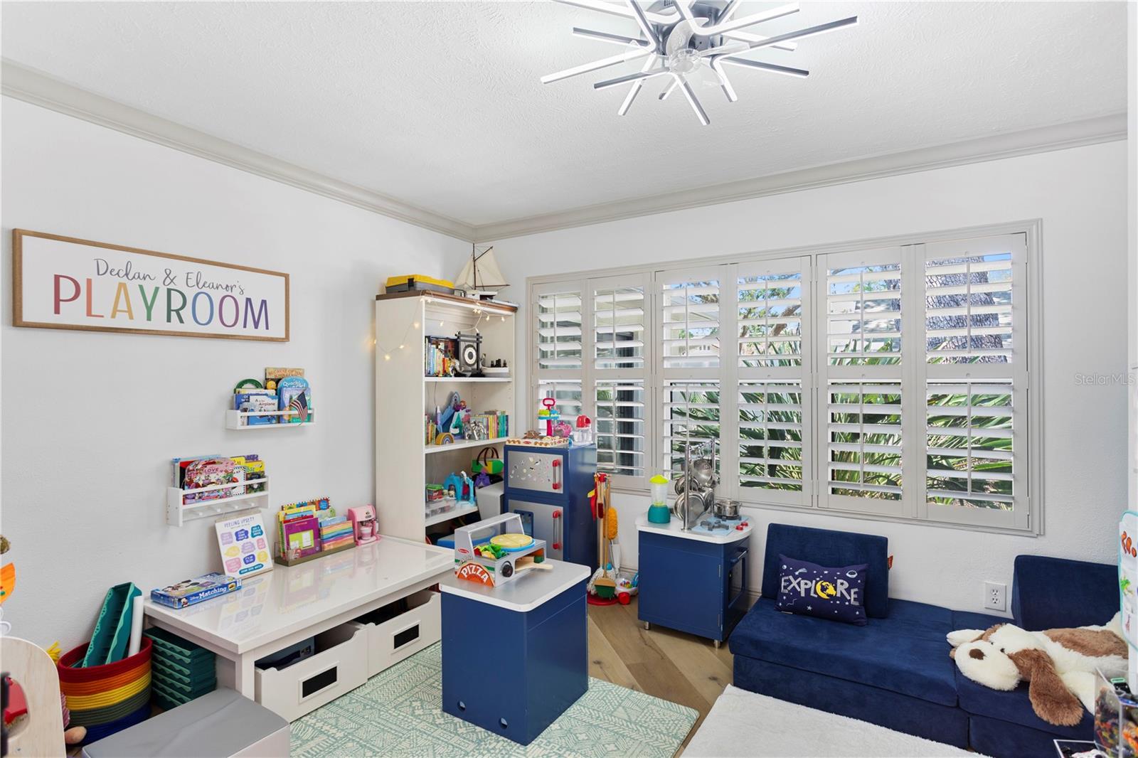 Image 39 of 53 For 207 Coolidge Avenue