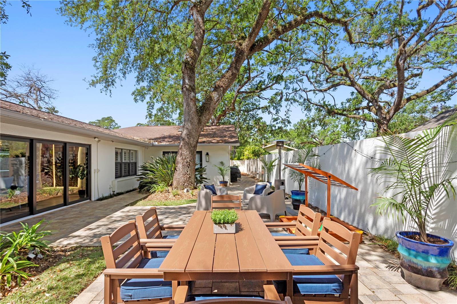 Image 41 of 53 For 207 Coolidge Avenue