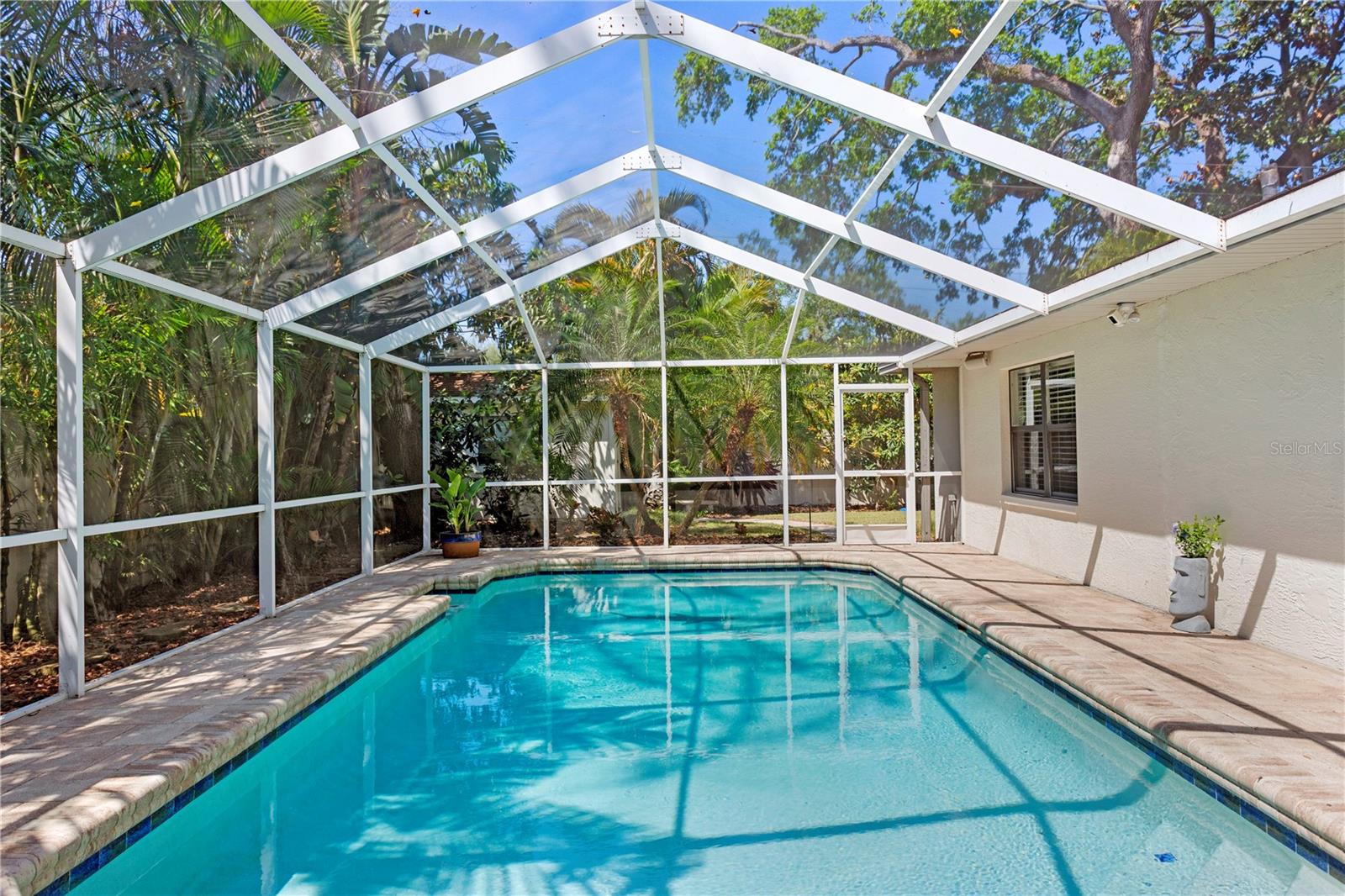 Image 44 of 53 For 207 Coolidge Avenue