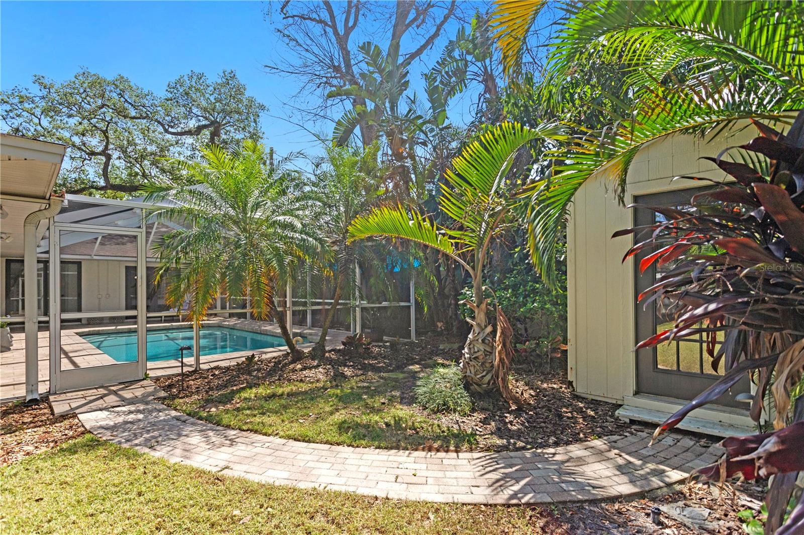 Image 48 of 53 For 207 Coolidge Avenue