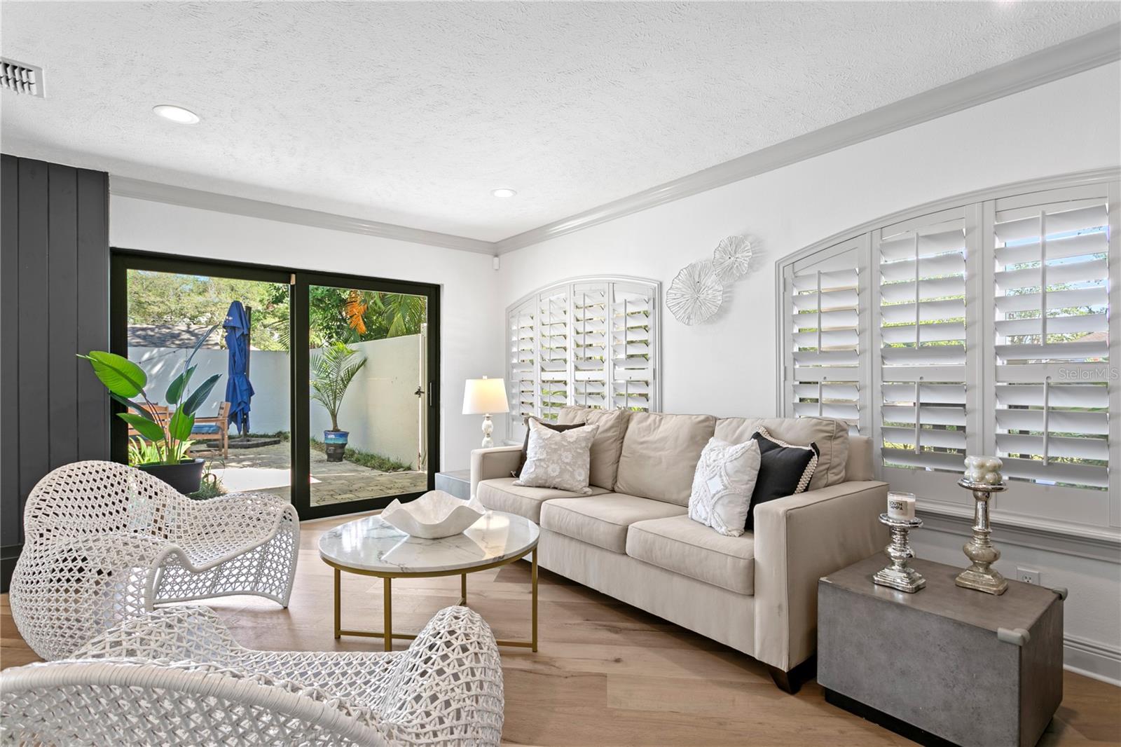 Image 9 of 53 For 207 Coolidge Avenue