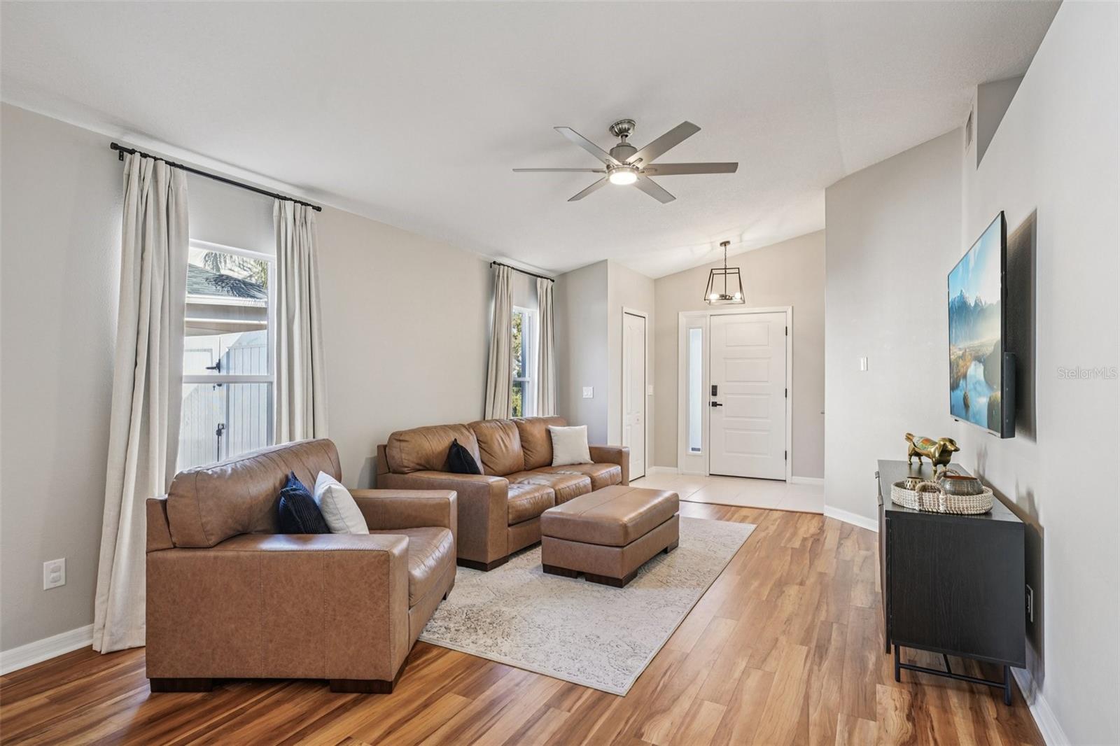 Image 12 of 100 For 3105 Whitley Bay Court