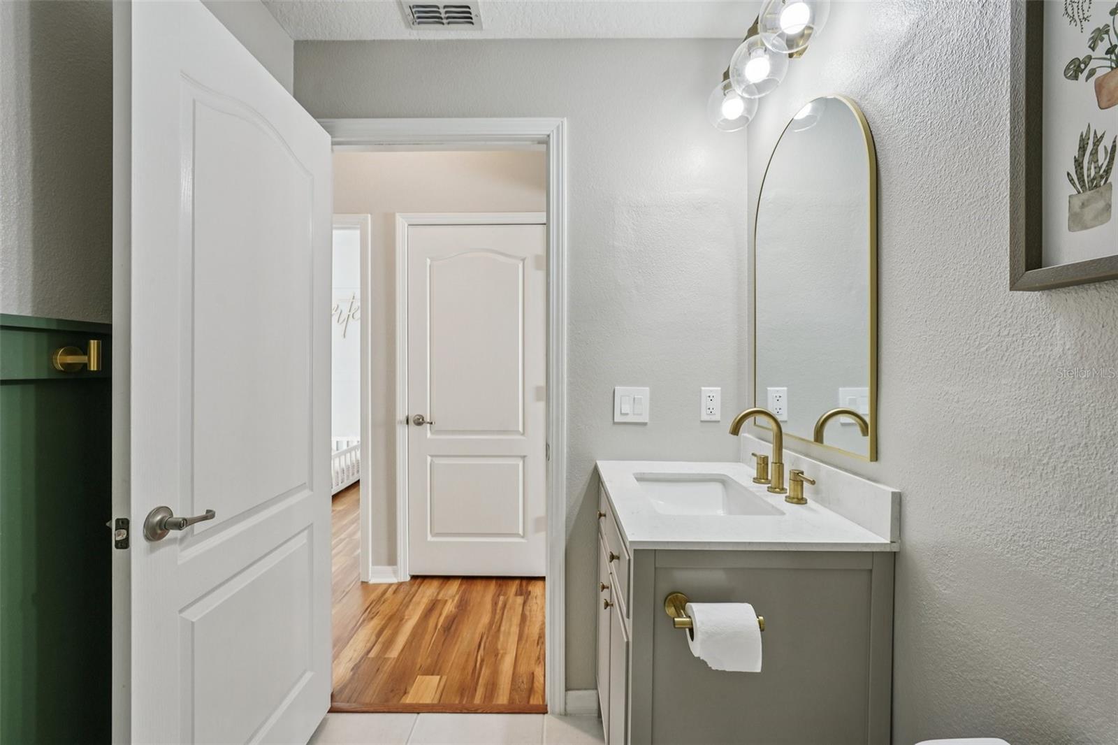 Image 41 of 100 For 3105 Whitley Bay Court