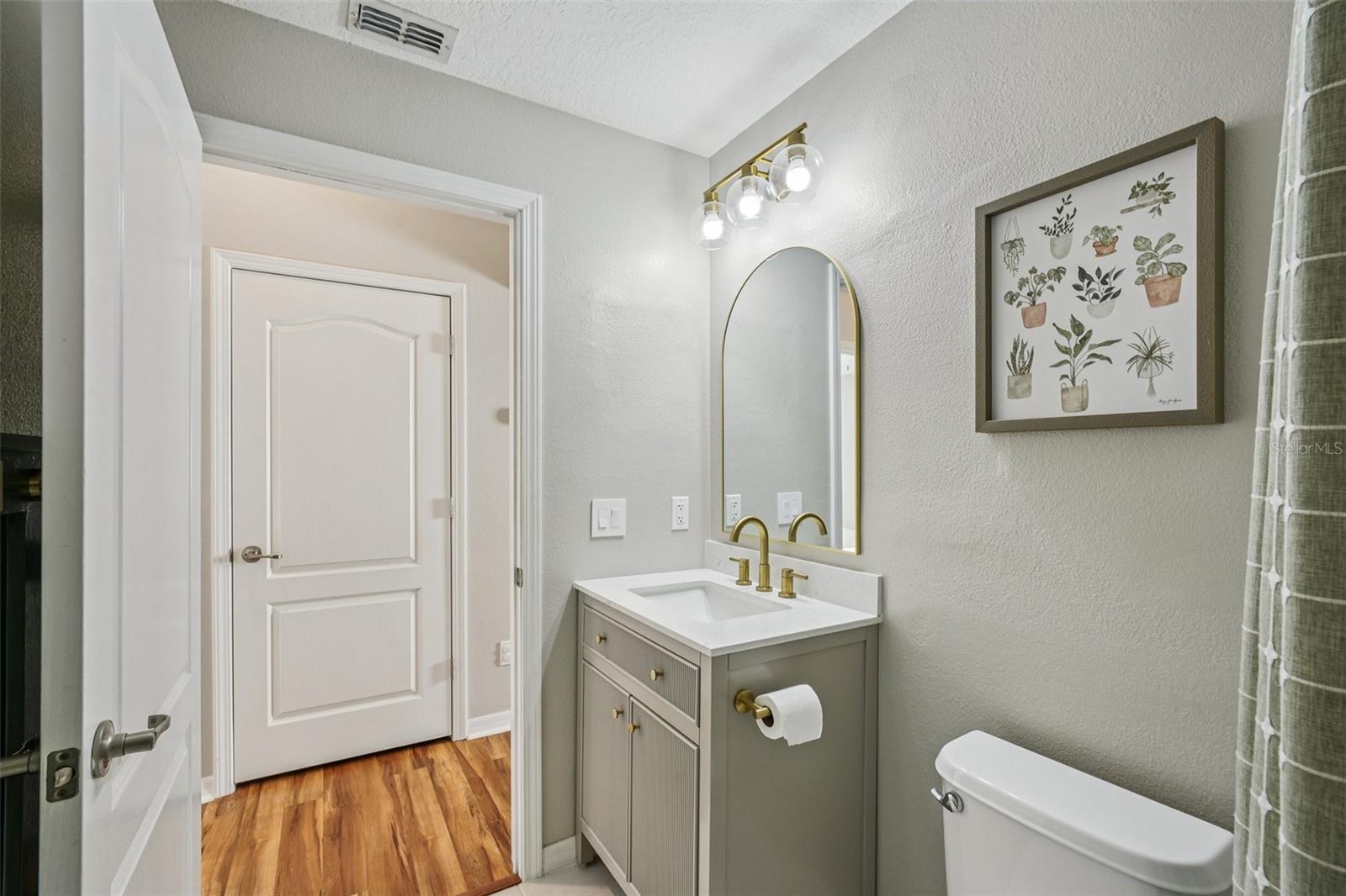 Image 42 of 100 For 3105 Whitley Bay Court