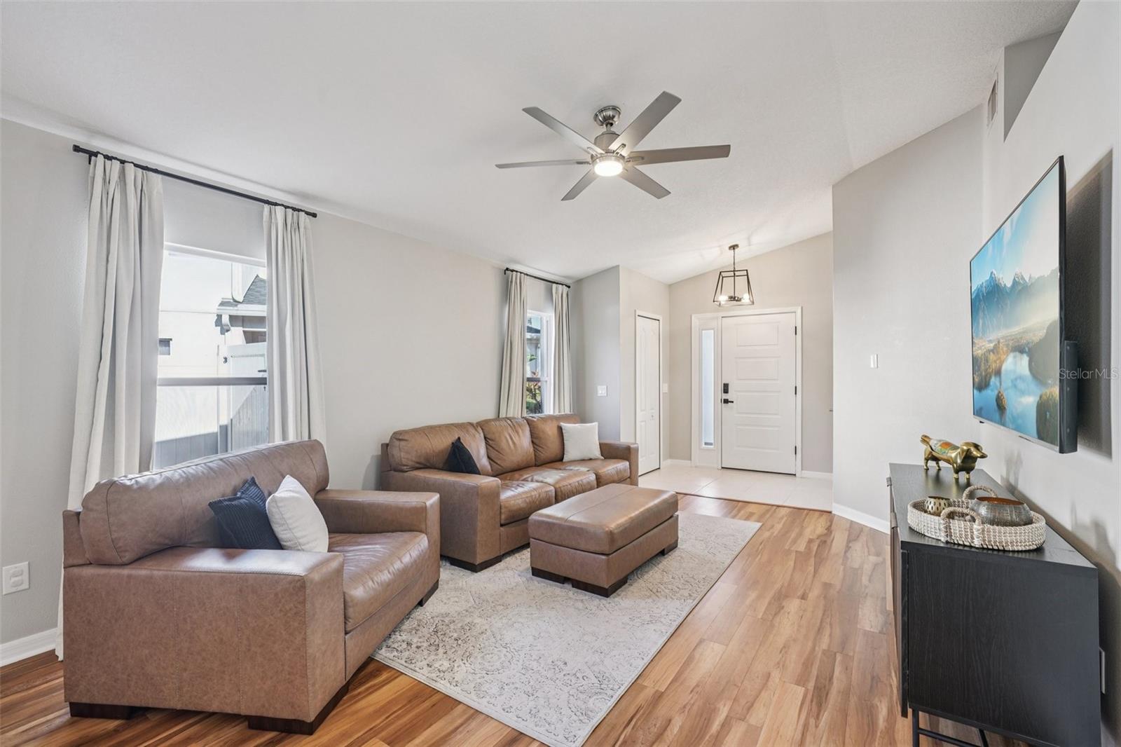 Image 9 of 100 For 3105 Whitley Bay Court