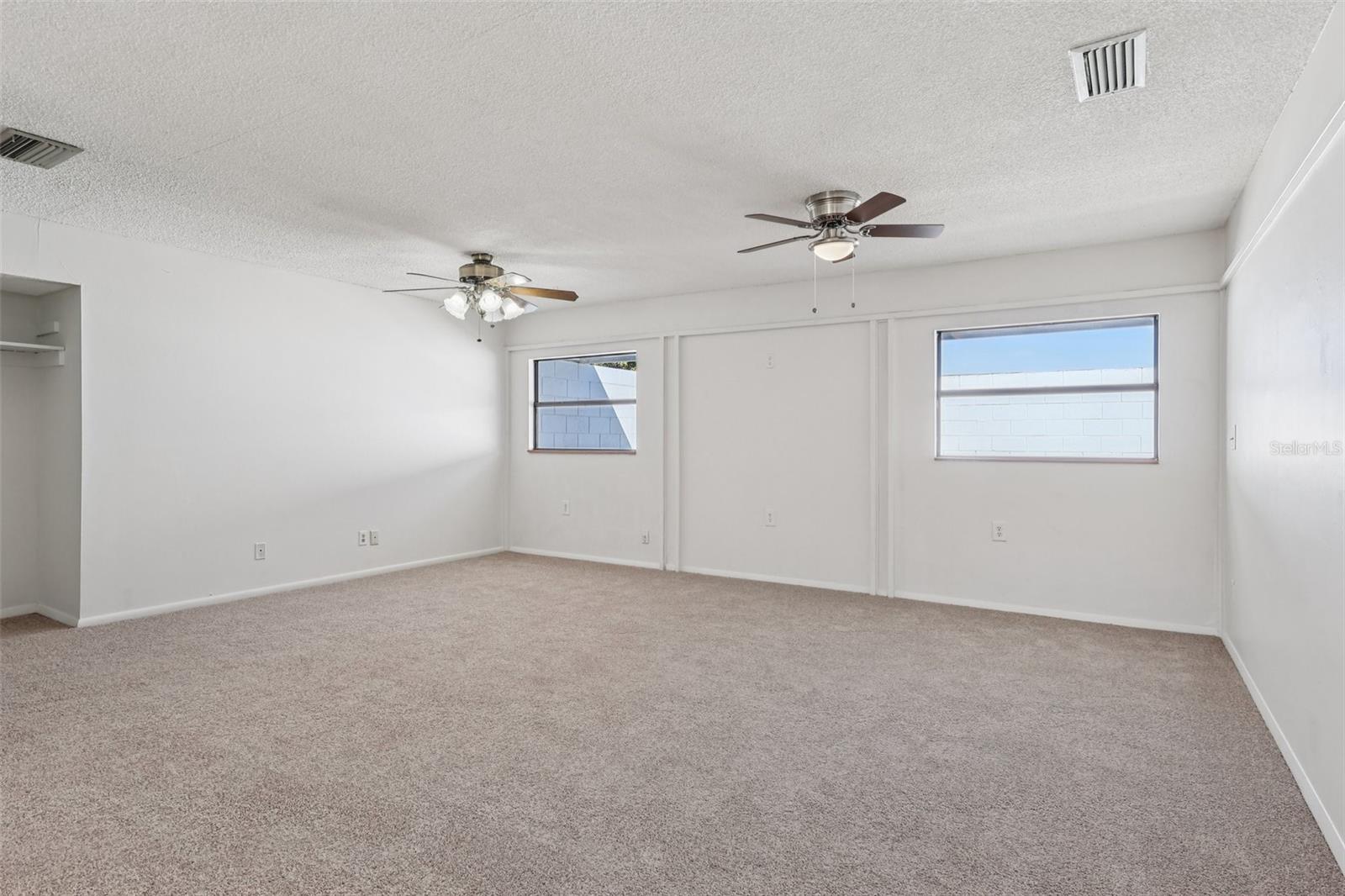 Image 14 of 40 For 950 Bayward Lane