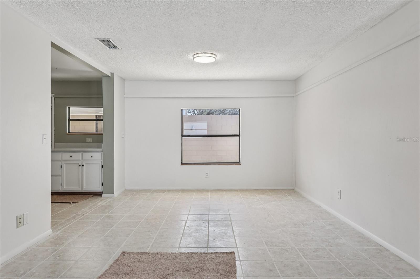 Image 17 of 40 For 950 Bayward Lane