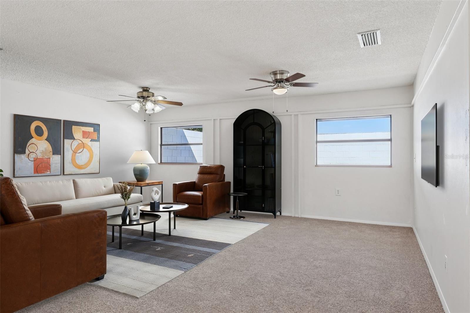 Image 2 of 40 For 950 Bayward Lane