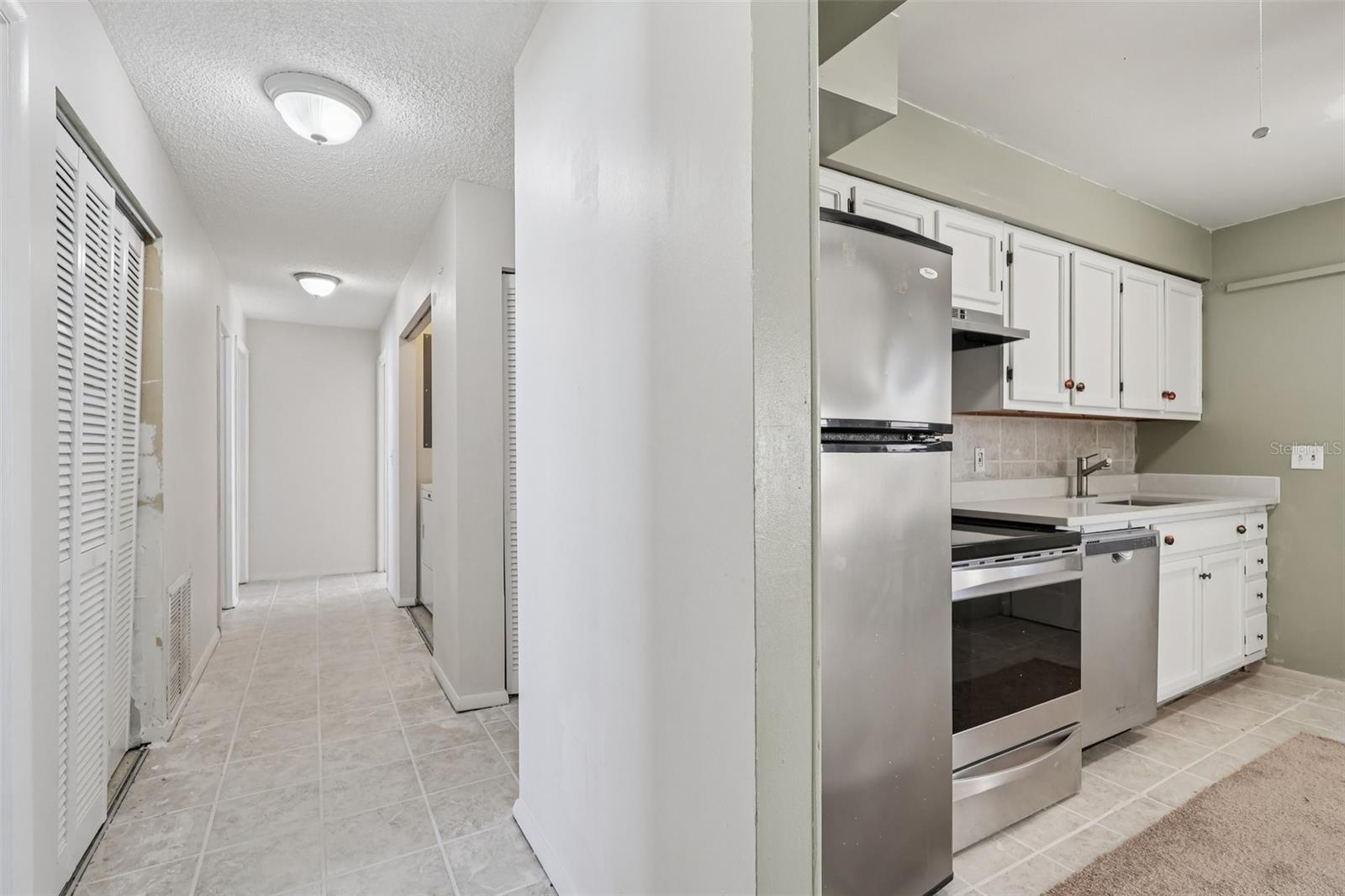 Image 21 of 40 For 950 Bayward Lane