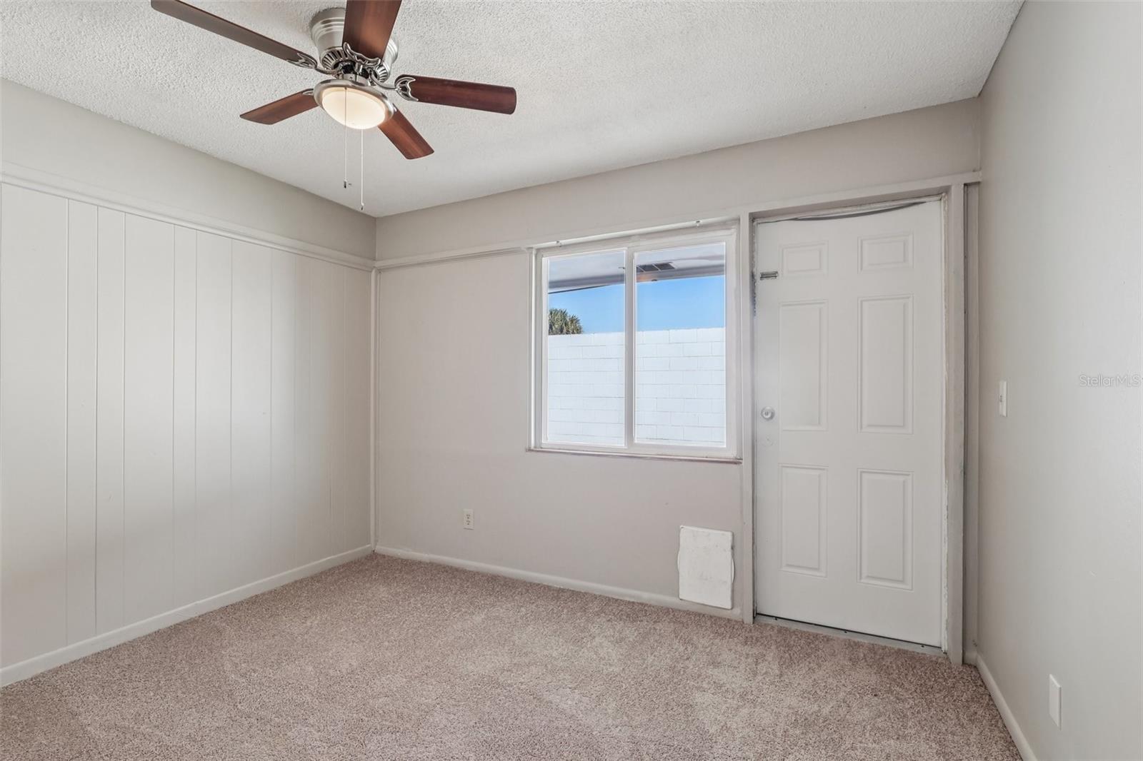 Image 22 of 40 For 950 Bayward Lane