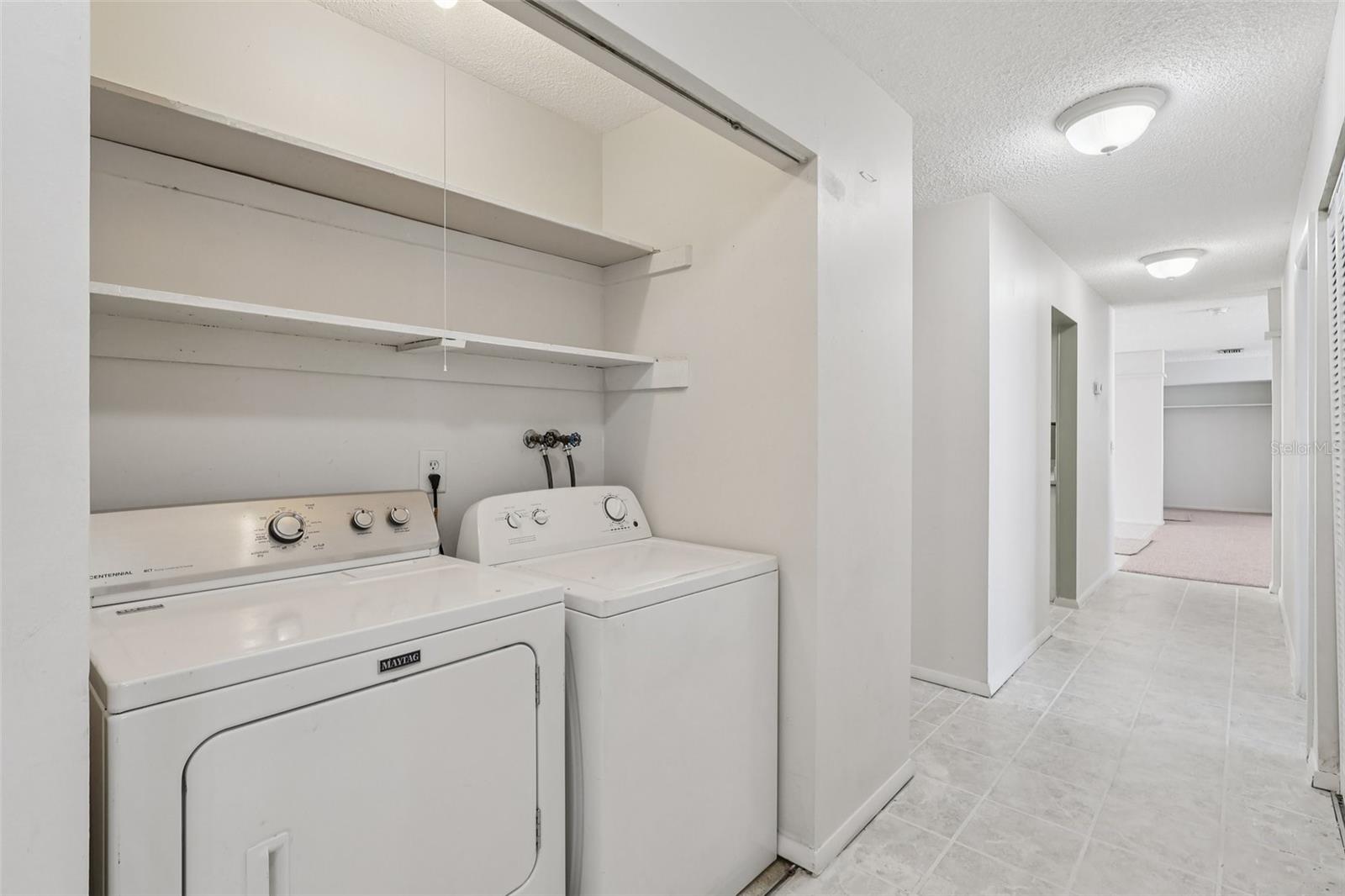 Image 25 of 40 For 950 Bayward Lane