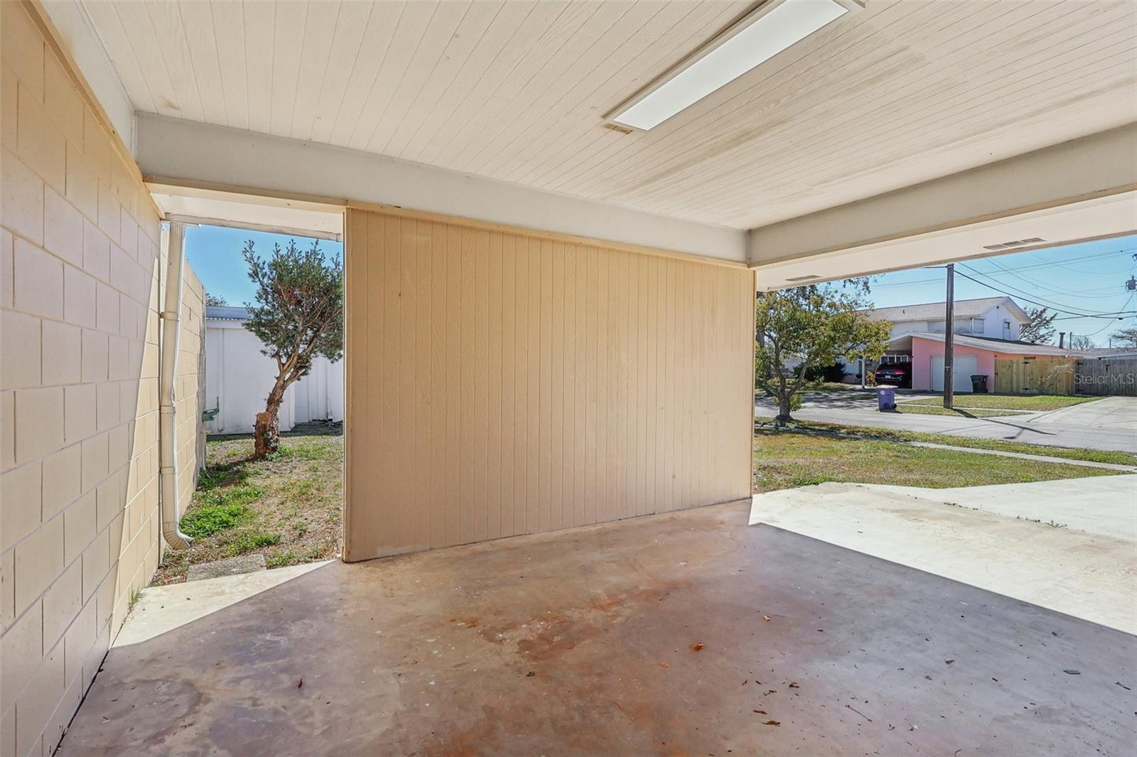 Image 34 of 40 For 950 Bayward Lane