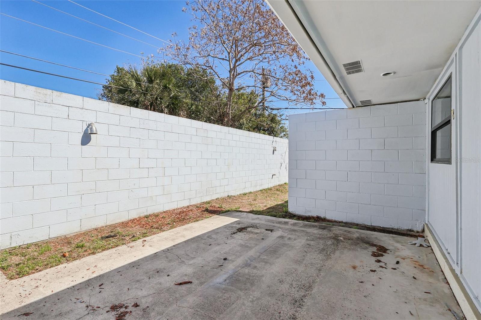 Image 39 of 40 For 950 Bayward Lane