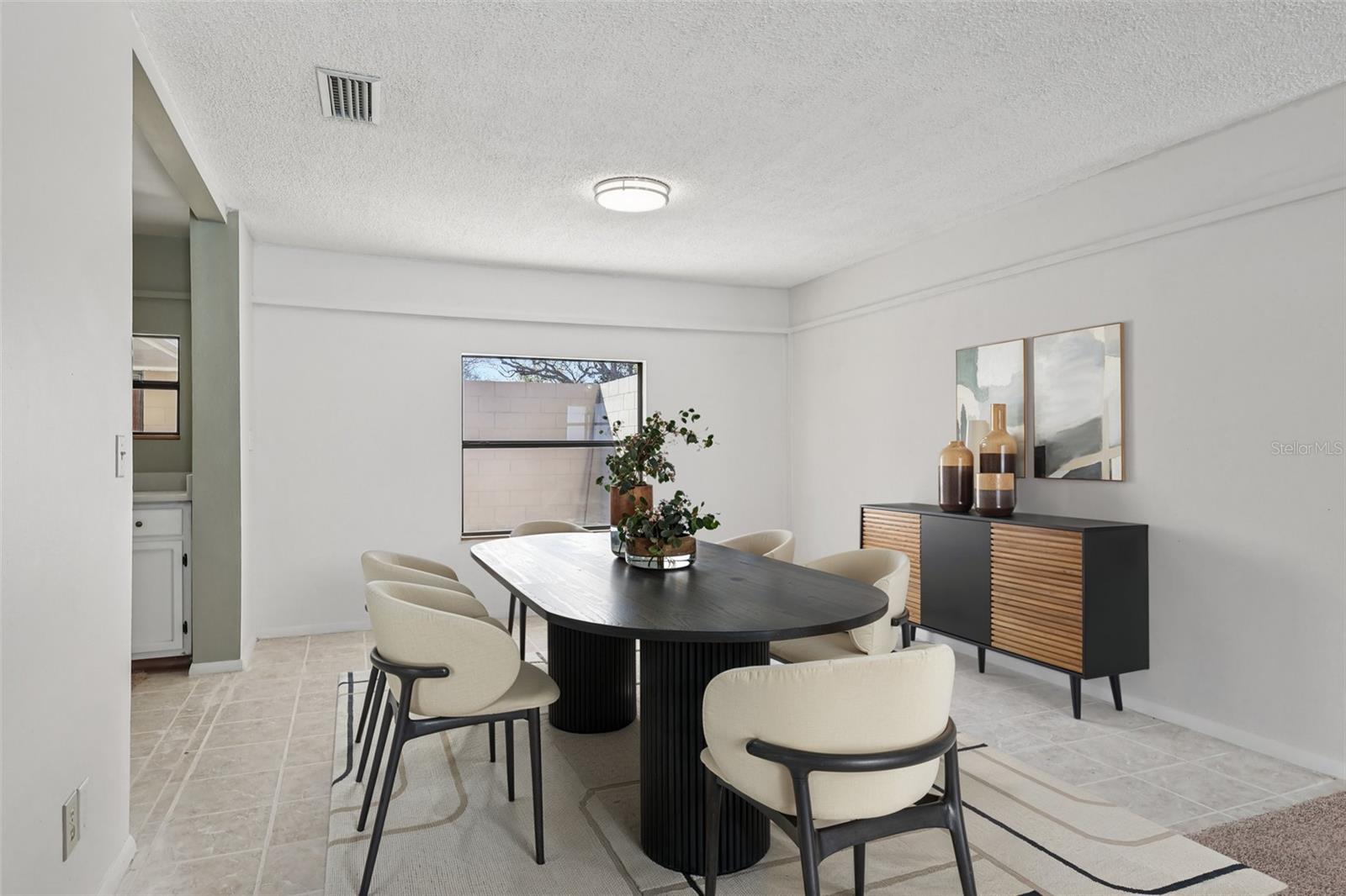 Image 4 of 40 For 950 Bayward Lane