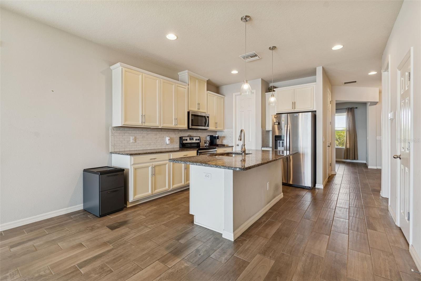 Image 21 of 90 For 19161 Long Lake Ranch Boulevard