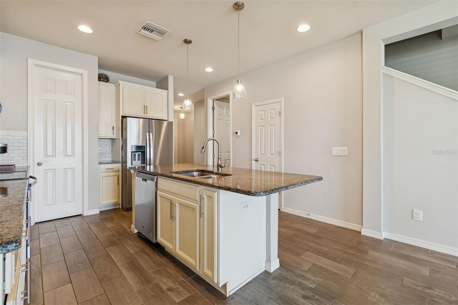 Image 22 of 90 For 19161 Long Lake Ranch Boulevard