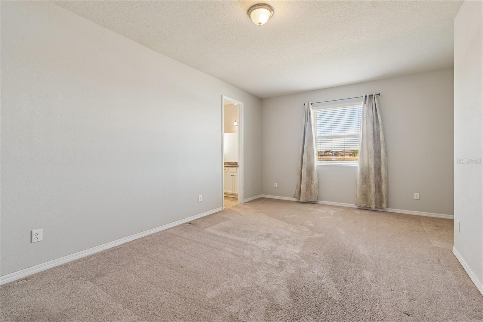 Image 26 of 90 For 19161 Long Lake Ranch Boulevard