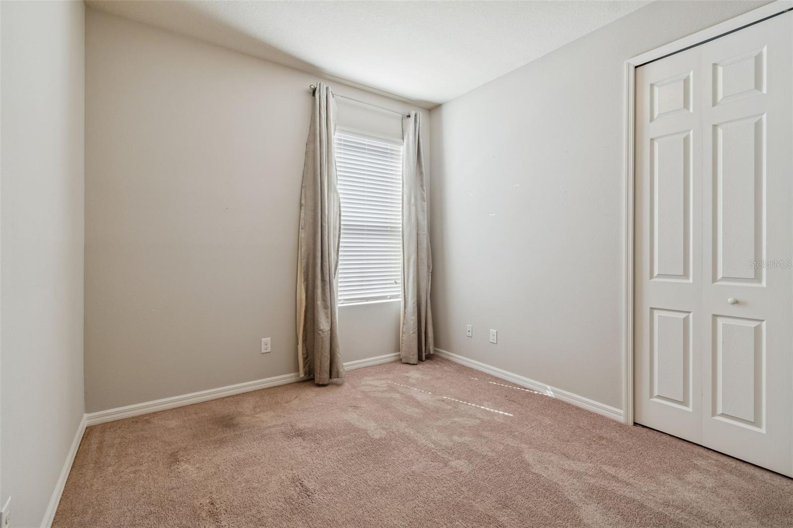 Image 37 of 90 For 19161 Long Lake Ranch Boulevard