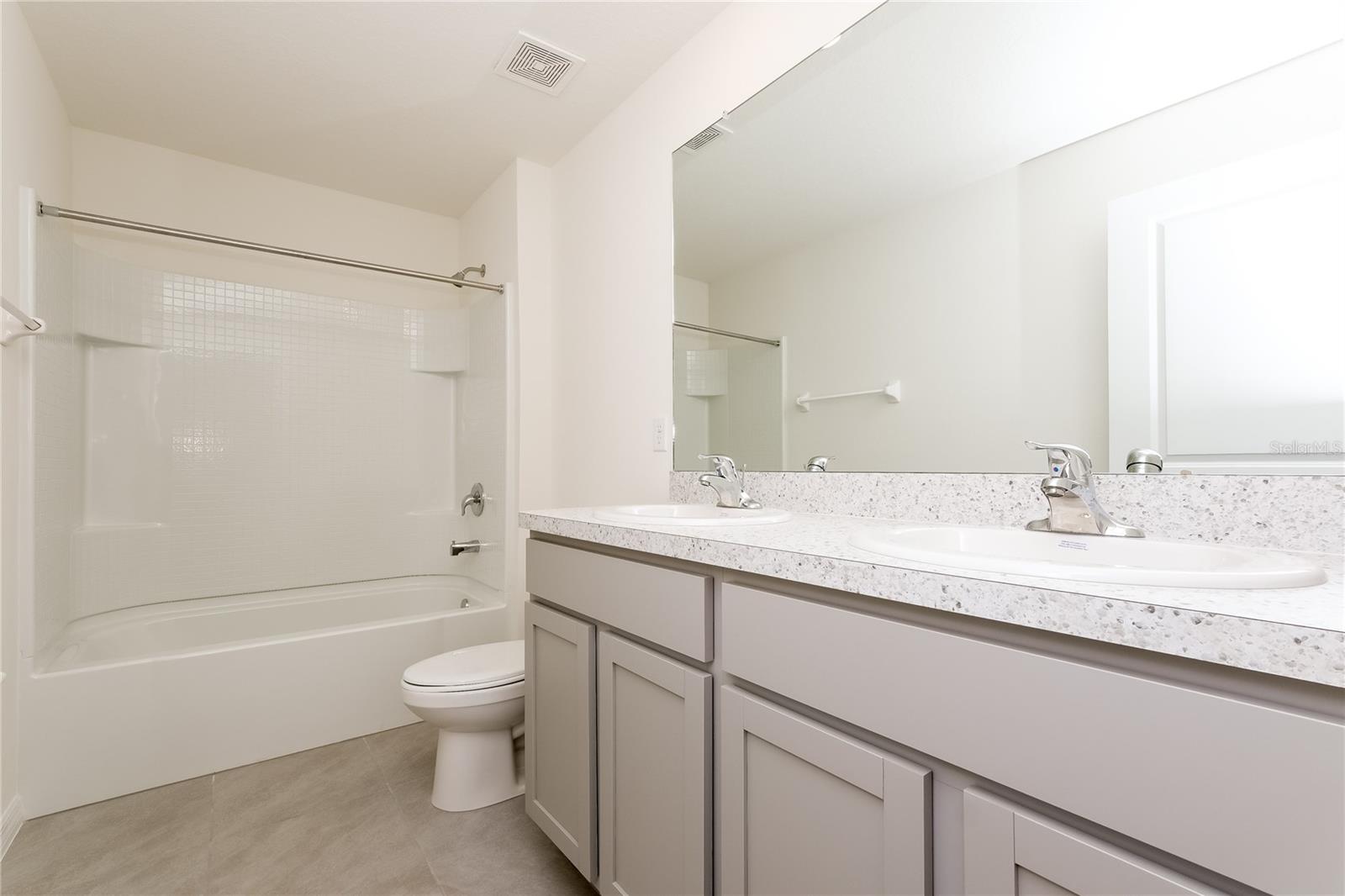 Image 8 of 9 For 486 Sunlit Coral Street