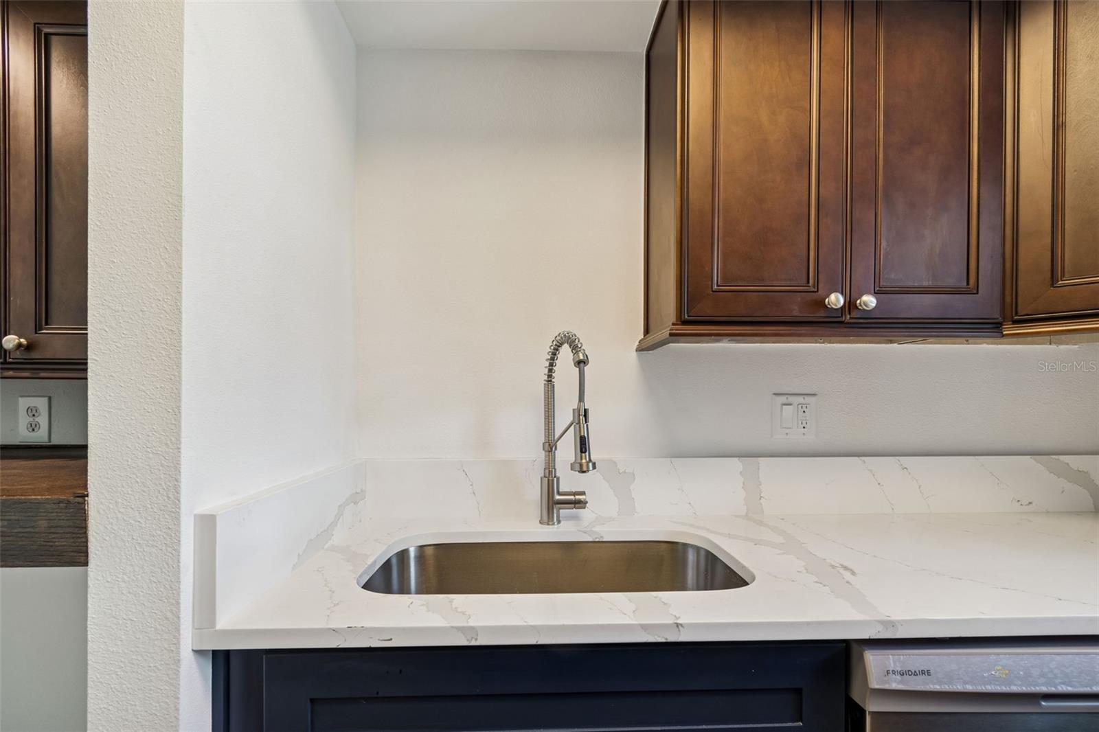 Image 26 of 100 For 1 Windrush Boulevard 23