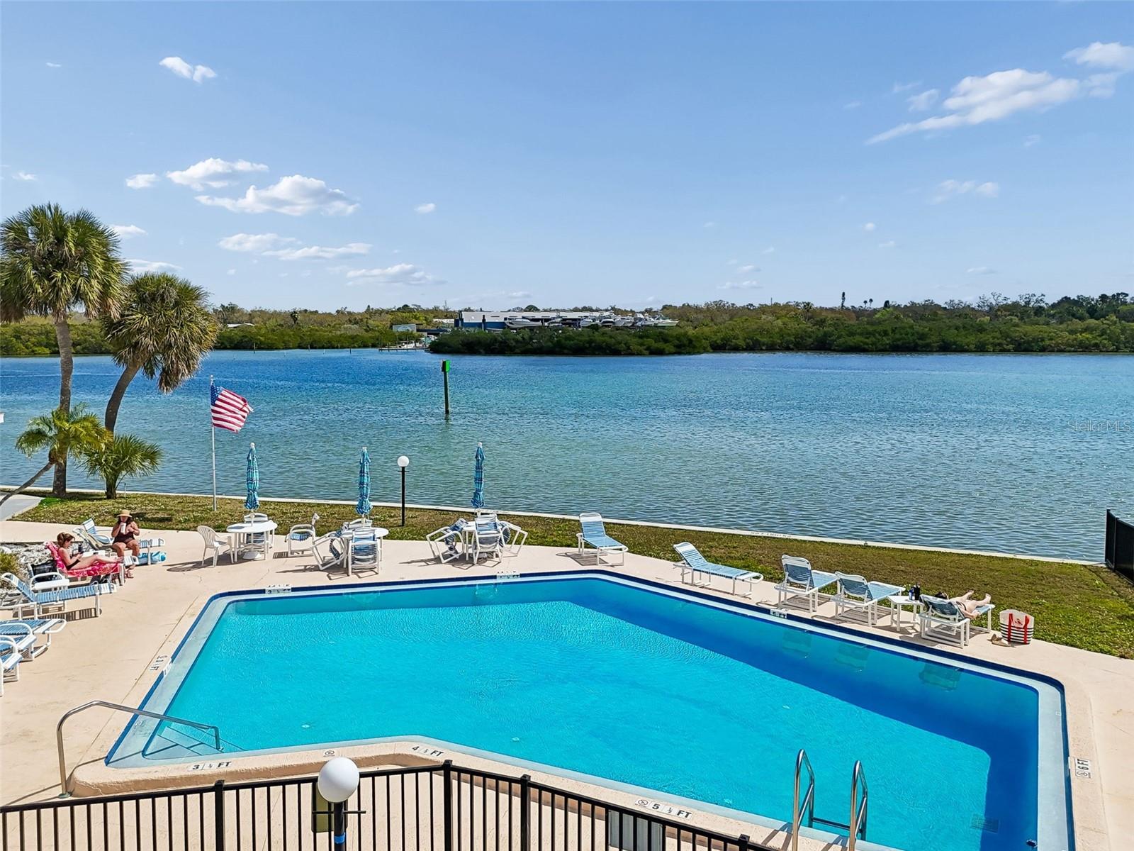 Image 61 of 100 For 1 Windrush Boulevard 23