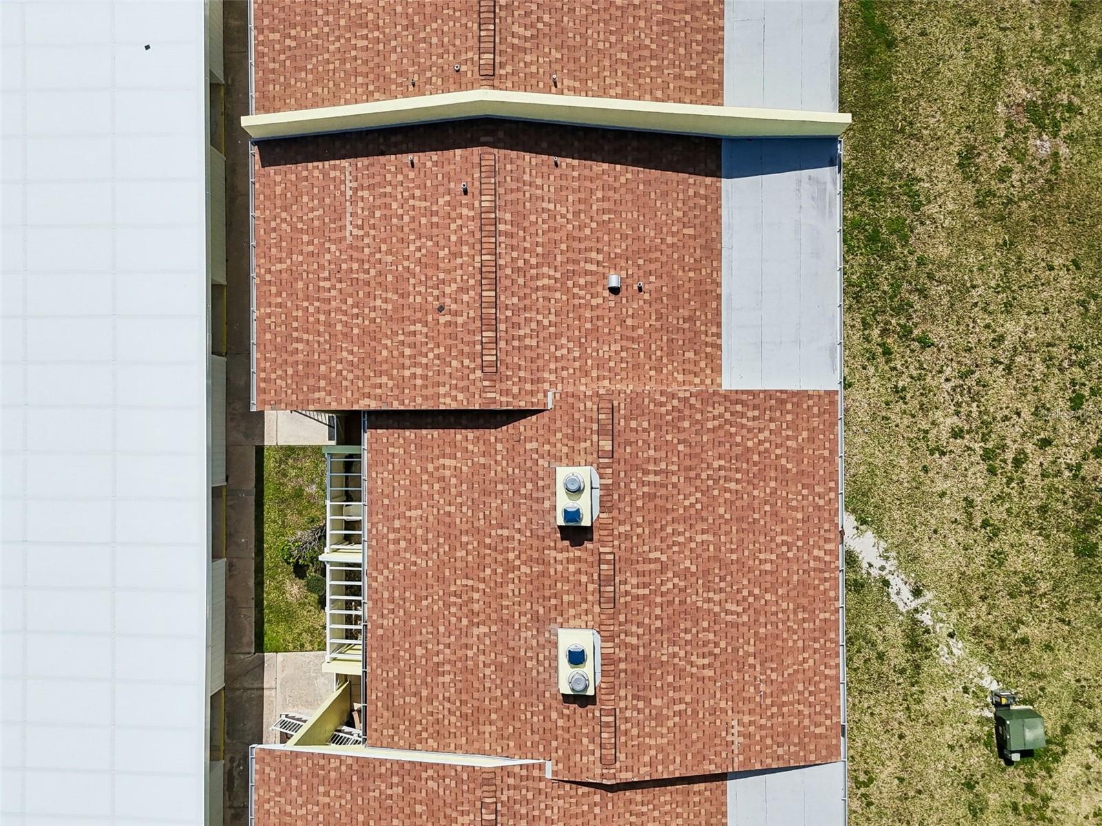 Image 66 of 100 For 1 Windrush Boulevard 23