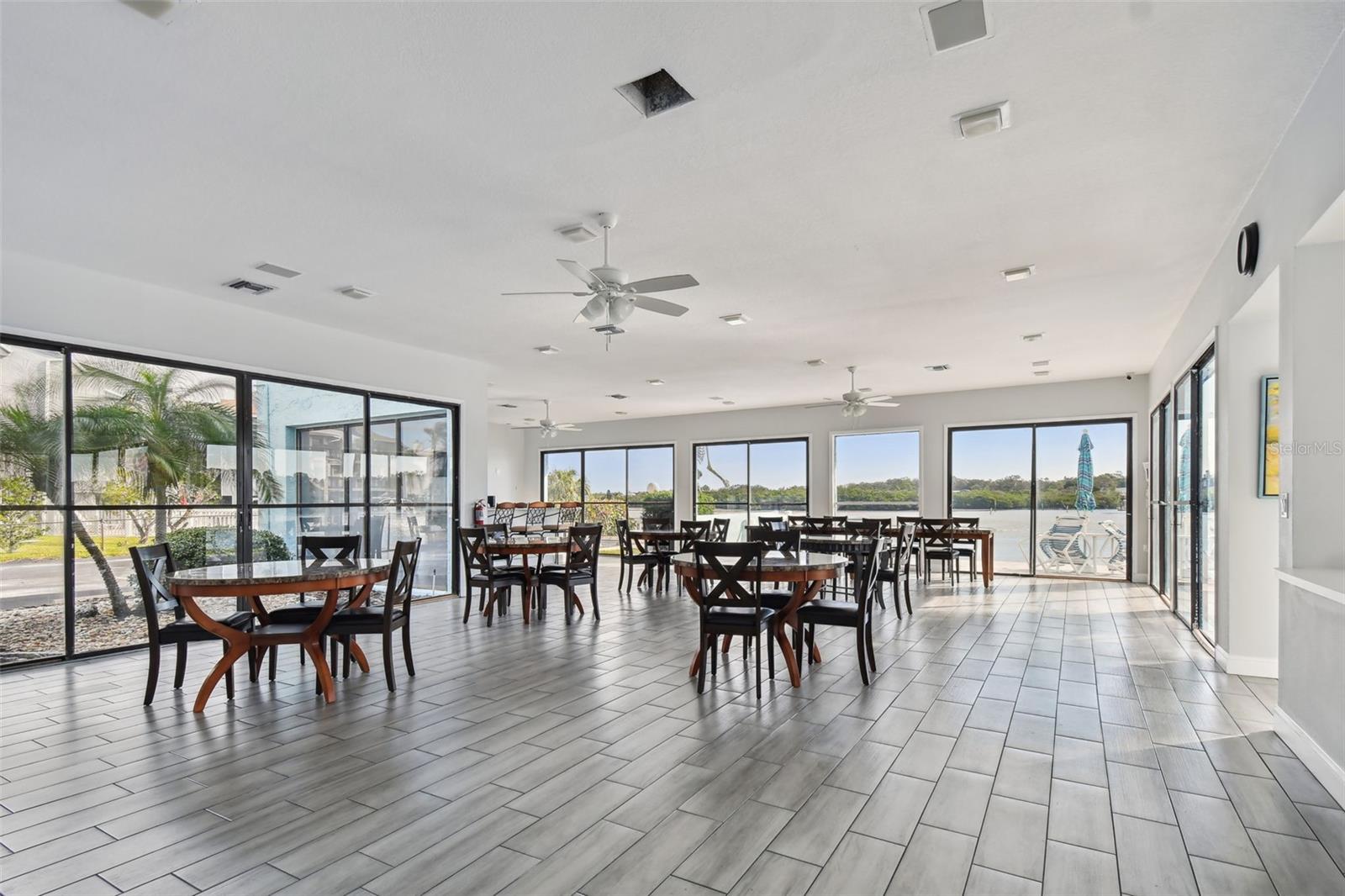 Image 92 of 100 For 1 Windrush Boulevard 23