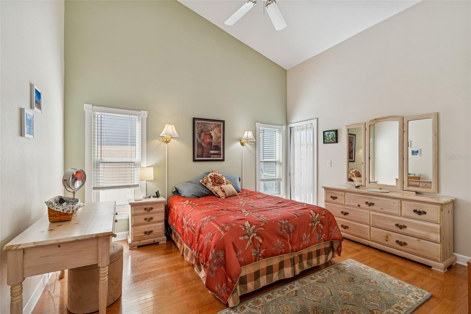 Listing photo id 20 for 8626 Boysenberry Drive