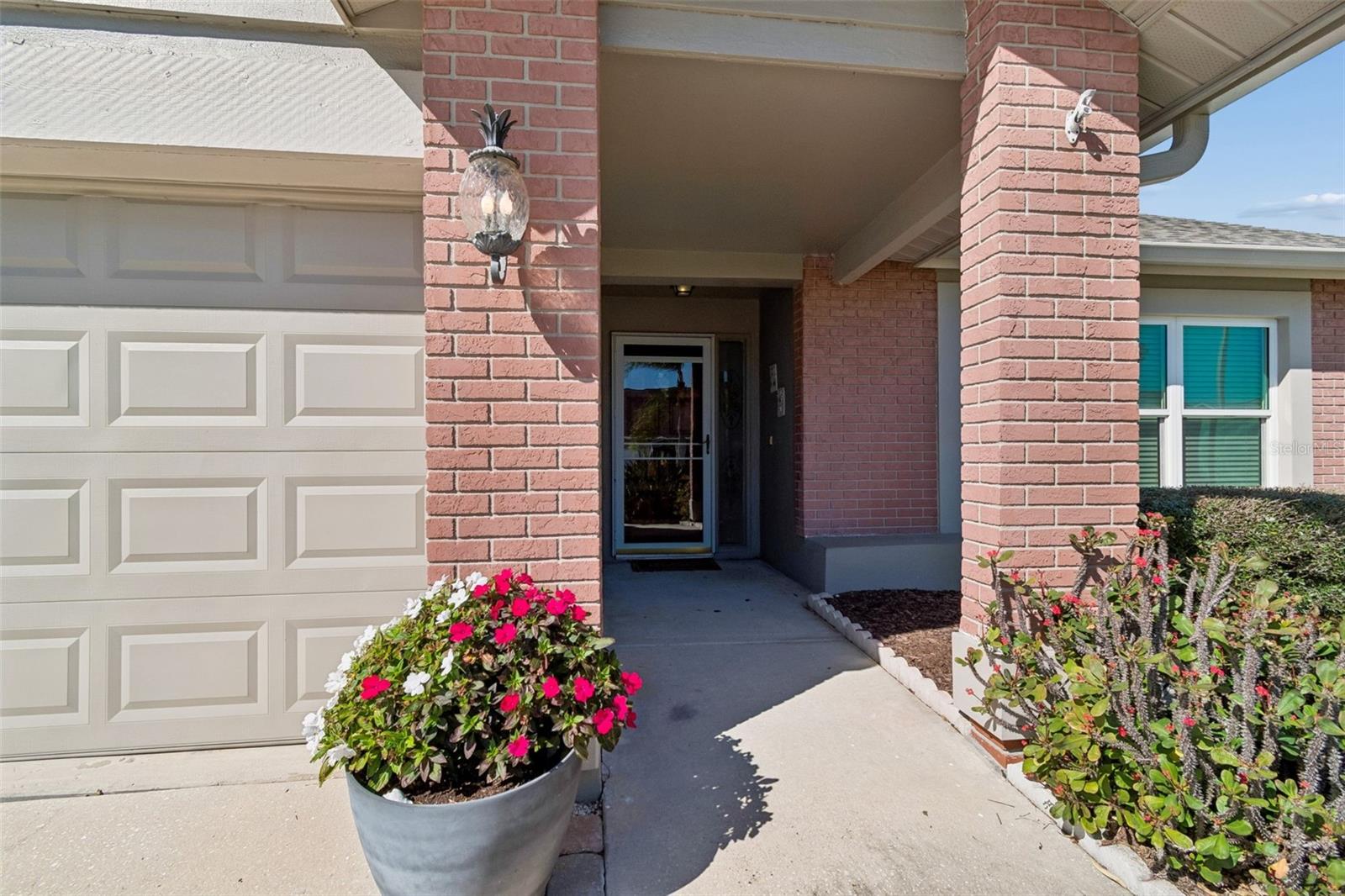 Listing photo id 2 for 8626 Boysenberry Drive