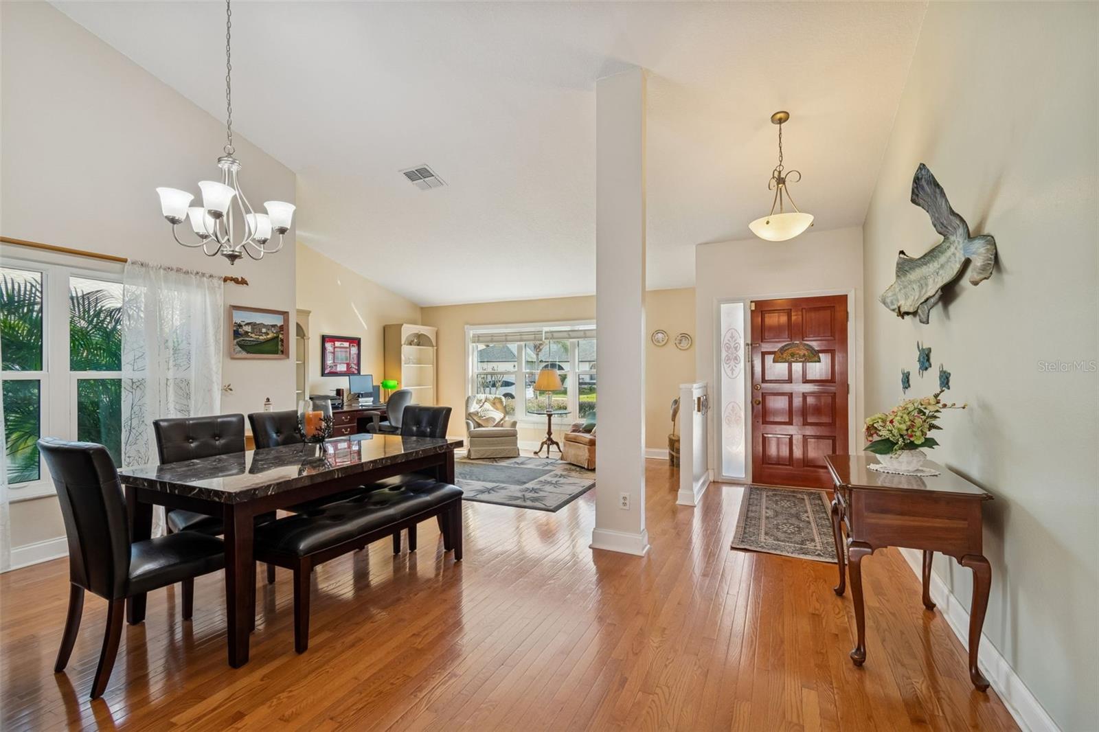 Listing photo id 5 for 8626 Boysenberry Drive