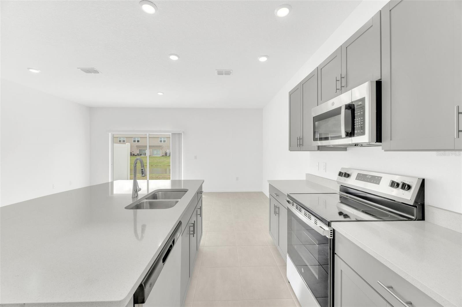 Image 5 of 27 For 11947 Glenside Terrace