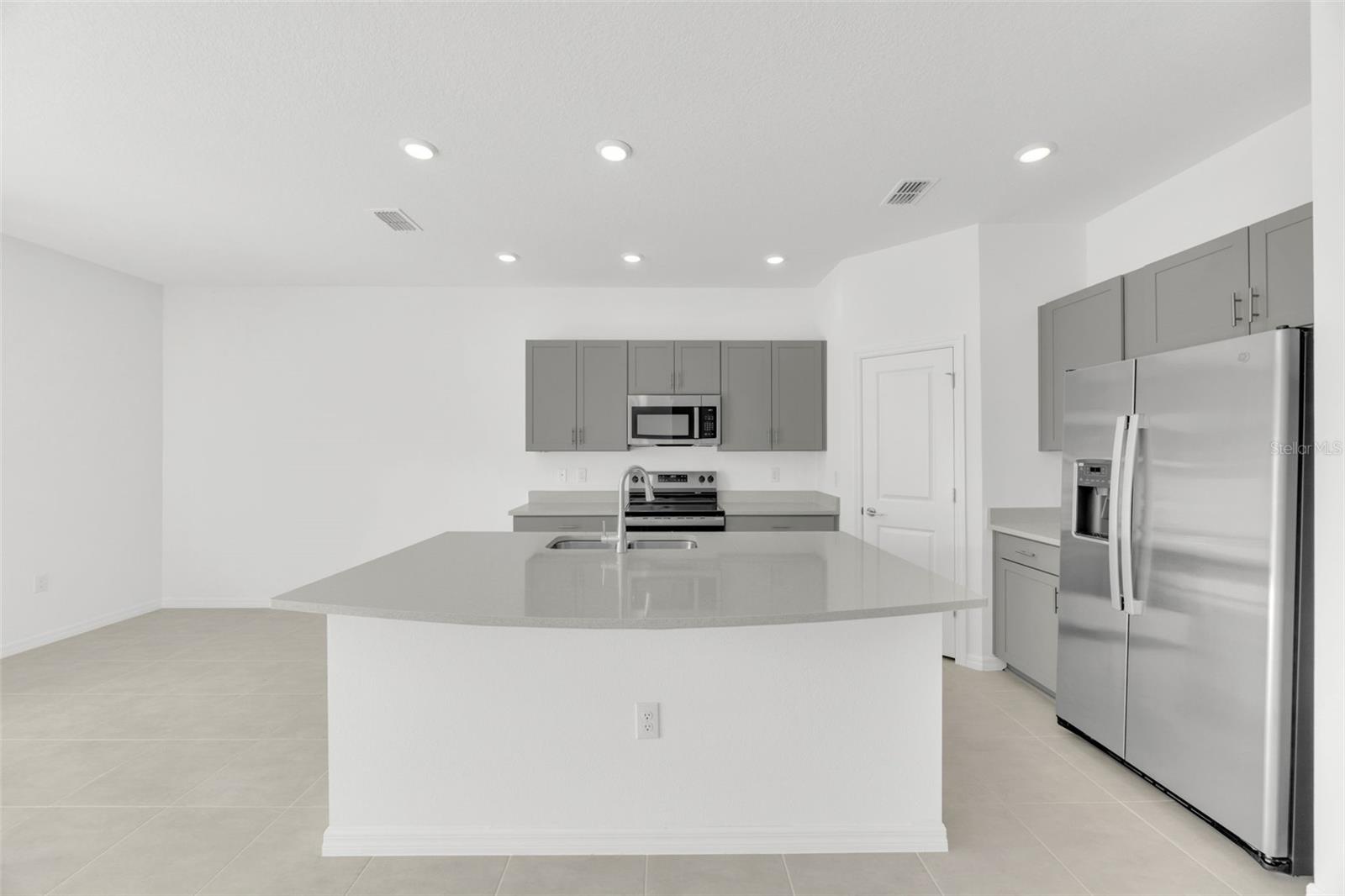 Image 6 of 27 For 11947 Glenside Terrace