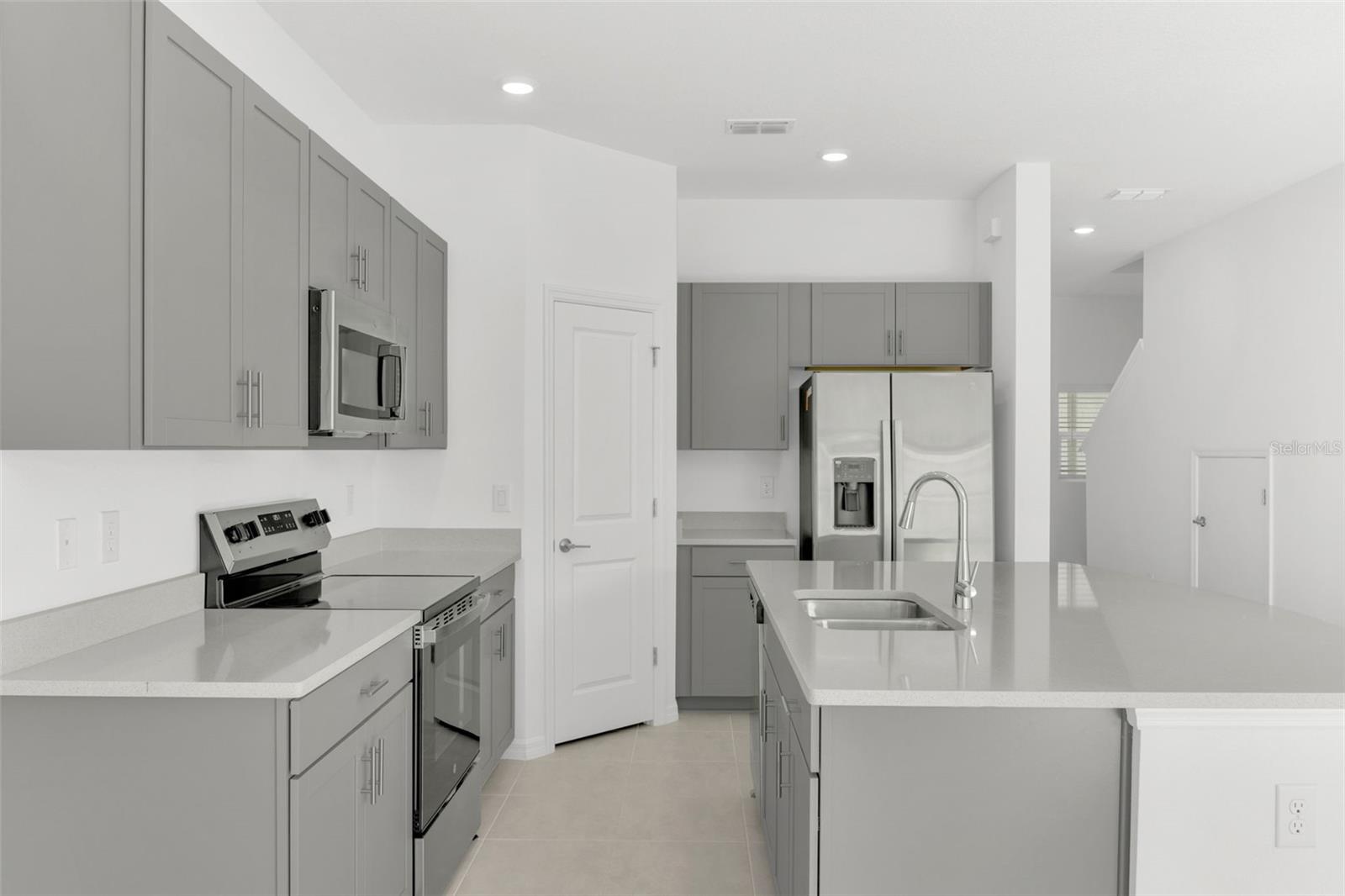 Image 8 of 27 For 11947 Glenside Terrace