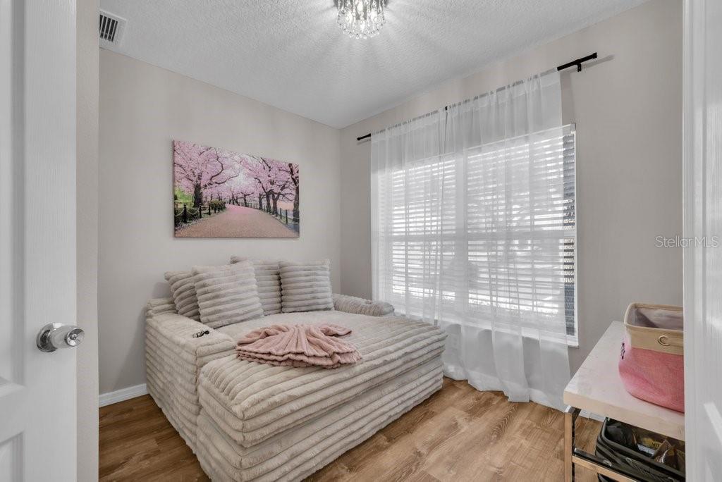 Image 14 of 31 For 15855 Fishhawk View Drive