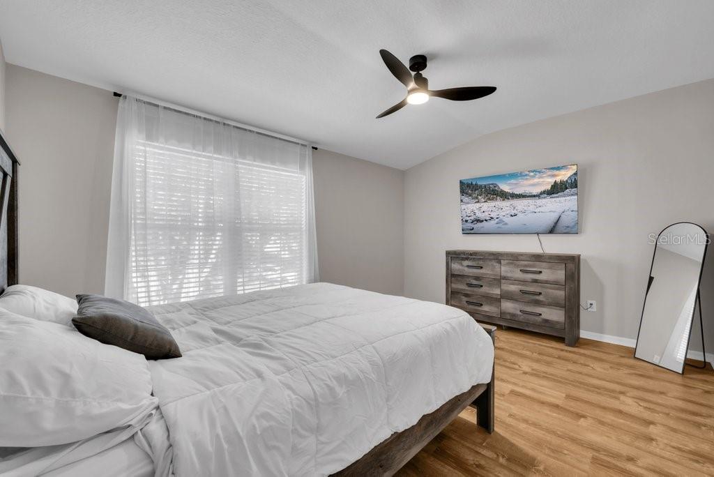 Image 17 of 31 For 15855 Fishhawk View Drive